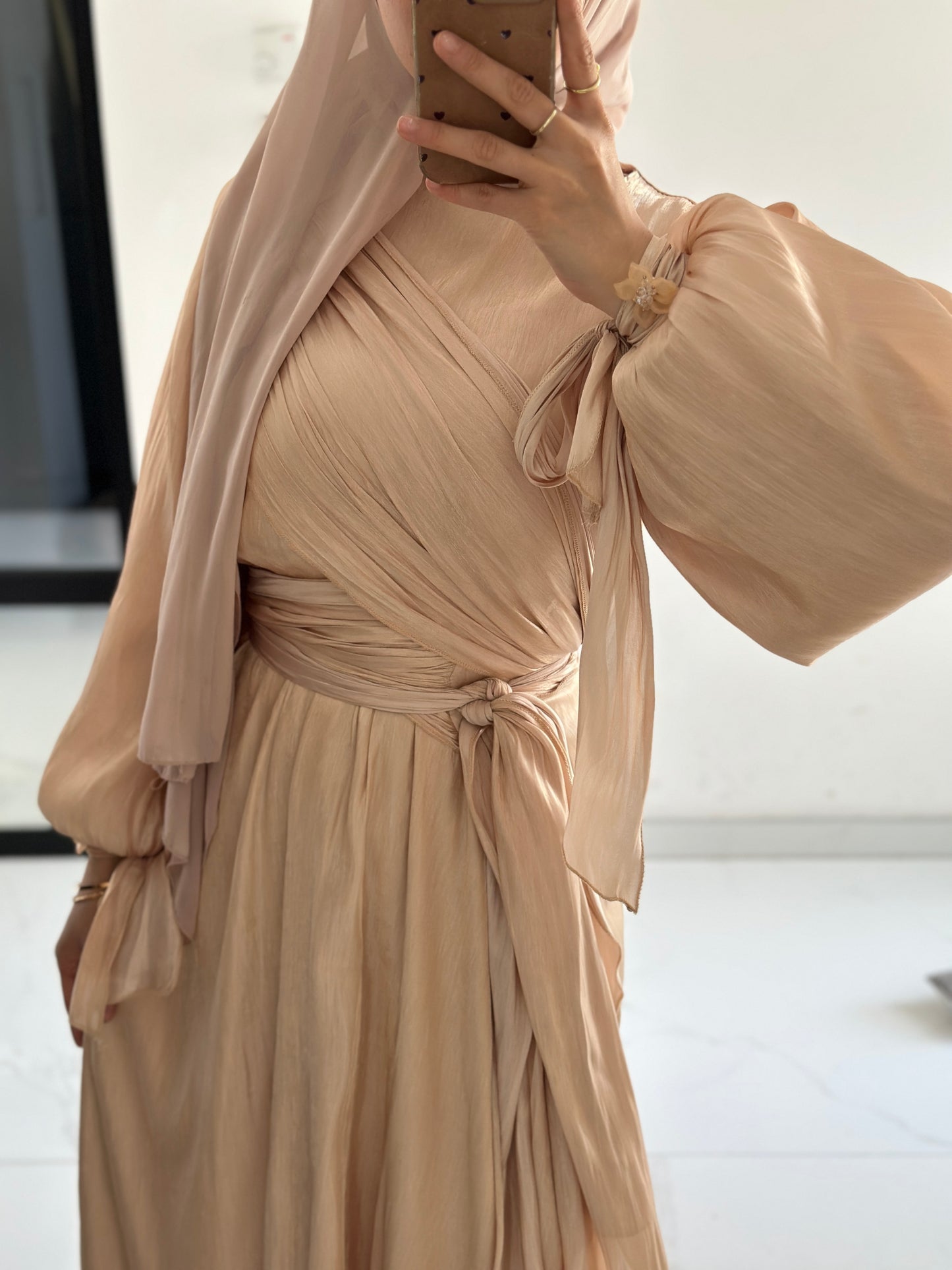 Kleid Akira