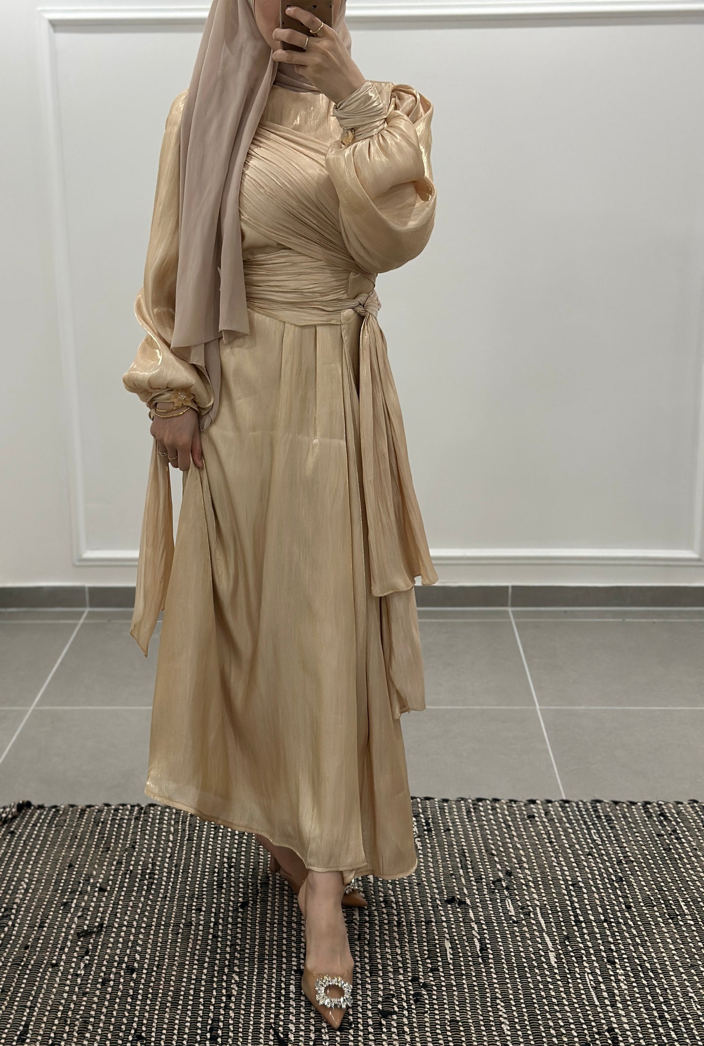 Kleid Akira