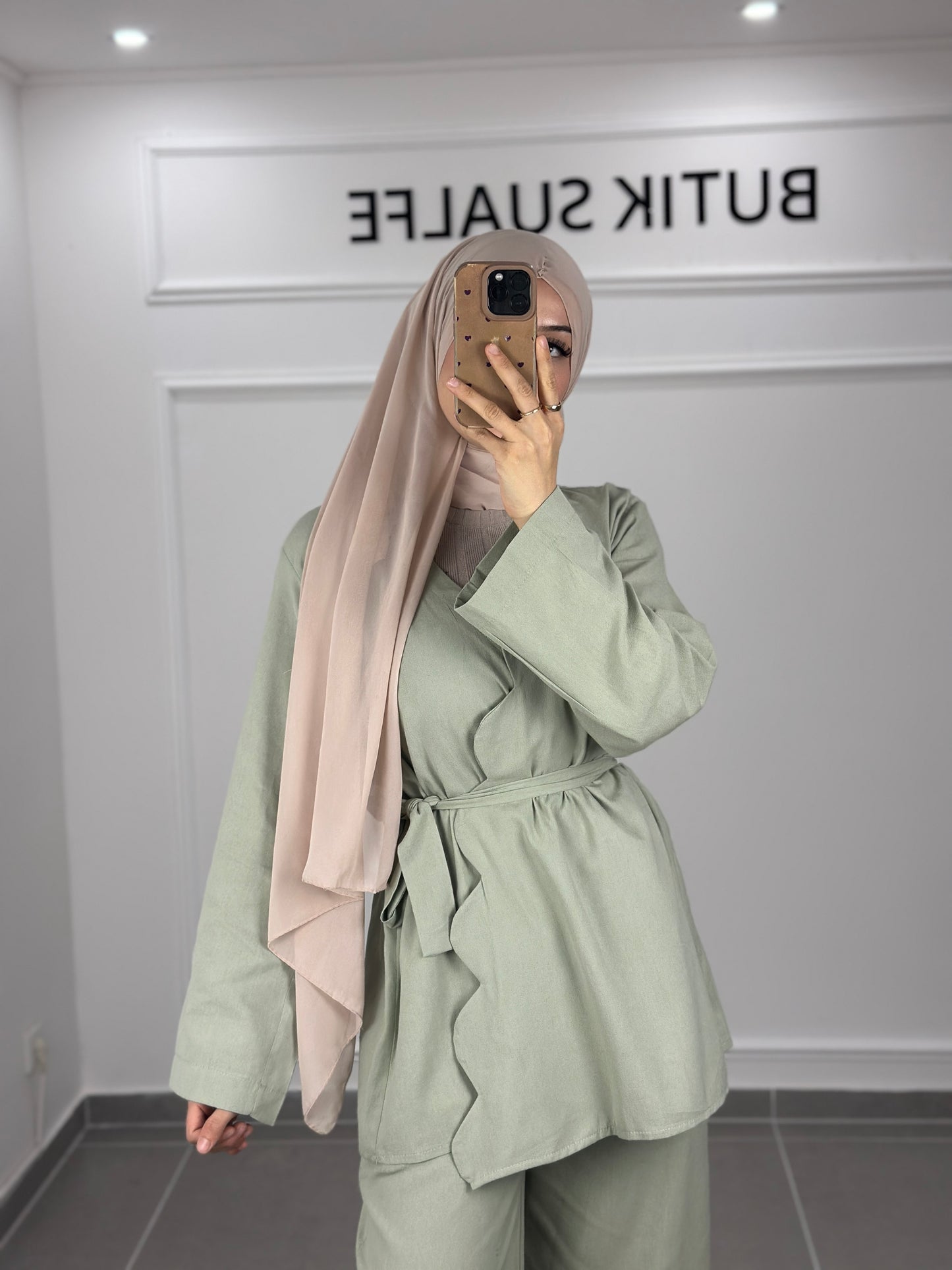 Set Zahra