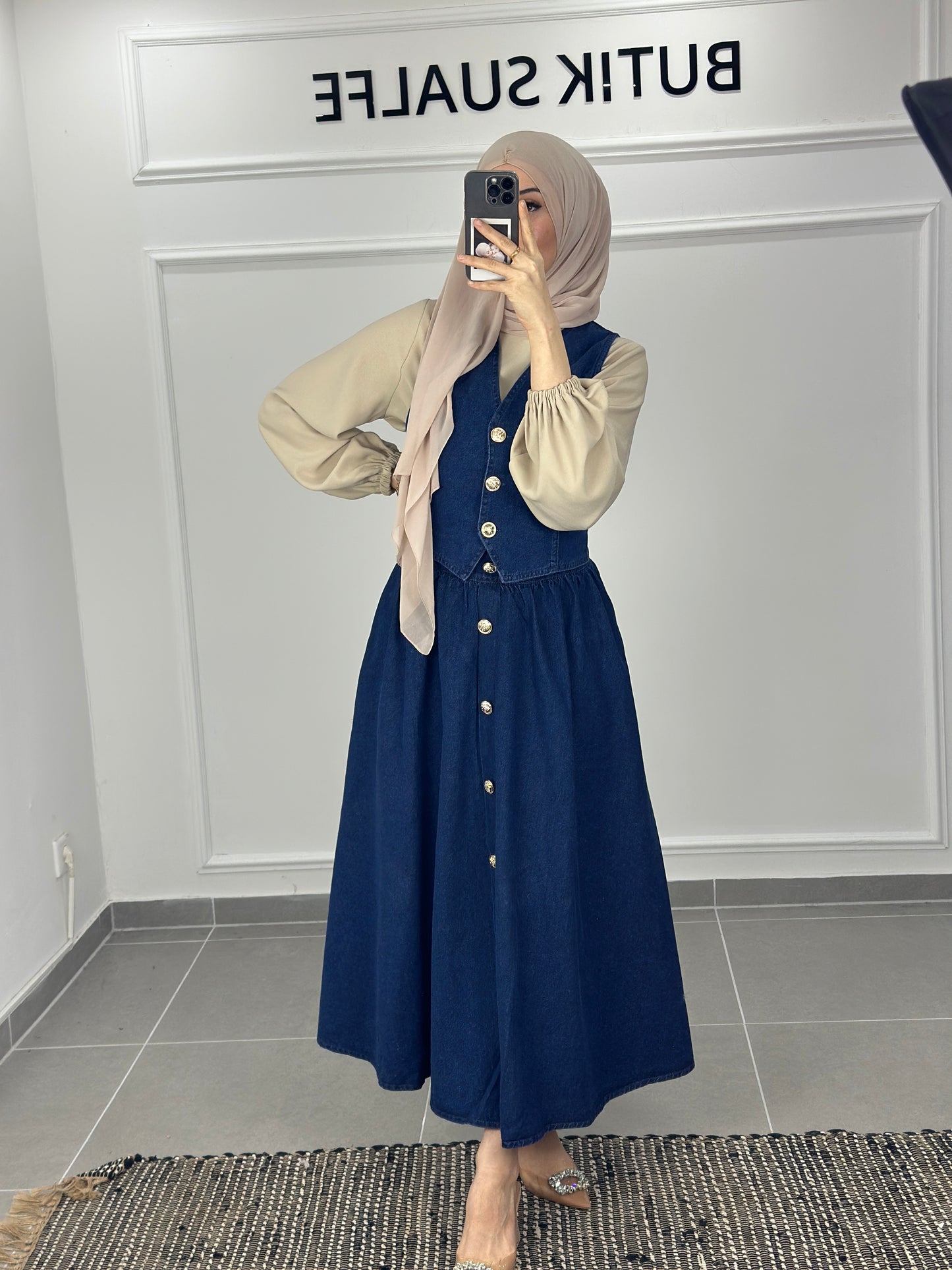 Set Alina