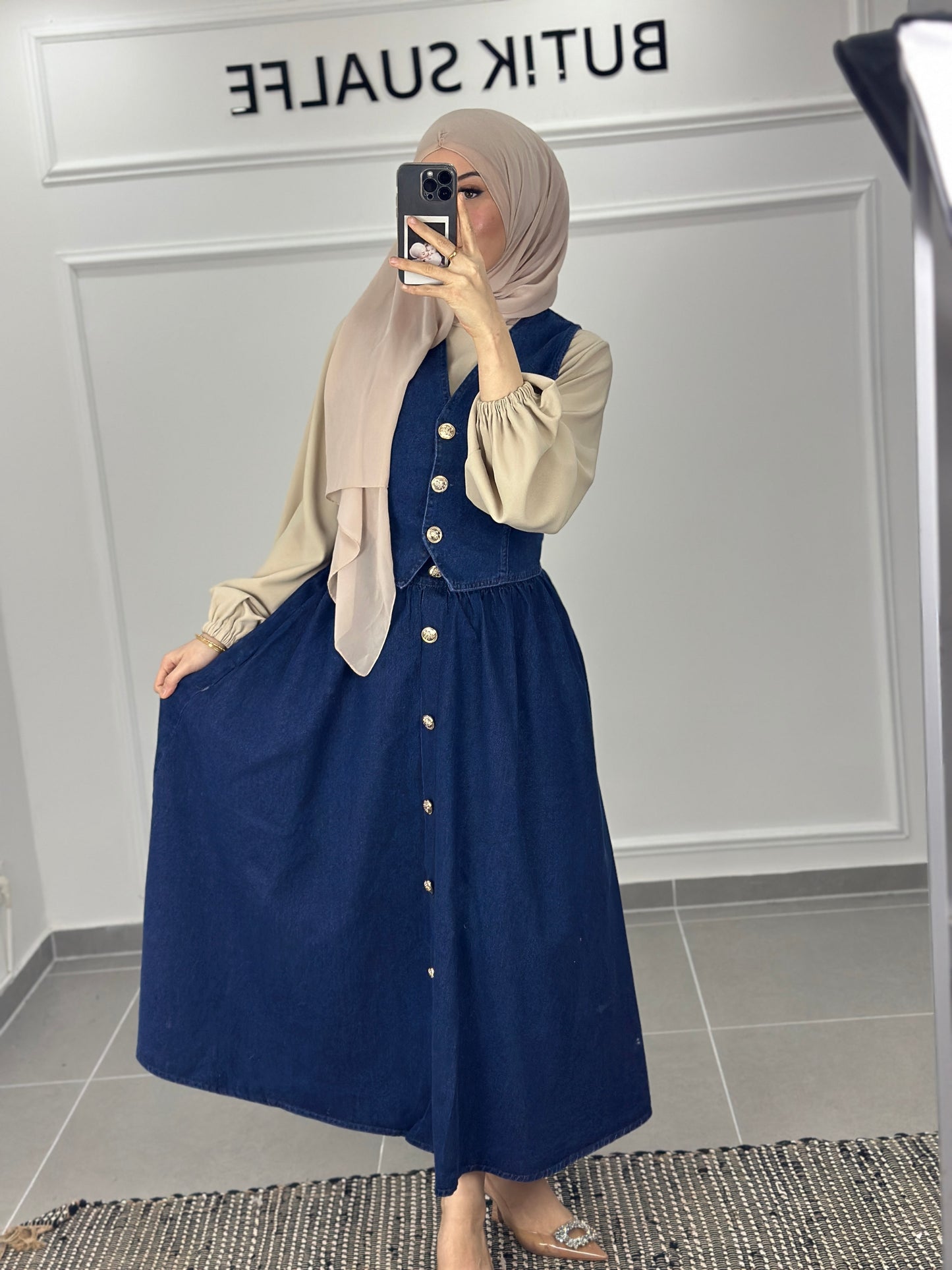 Set Alina