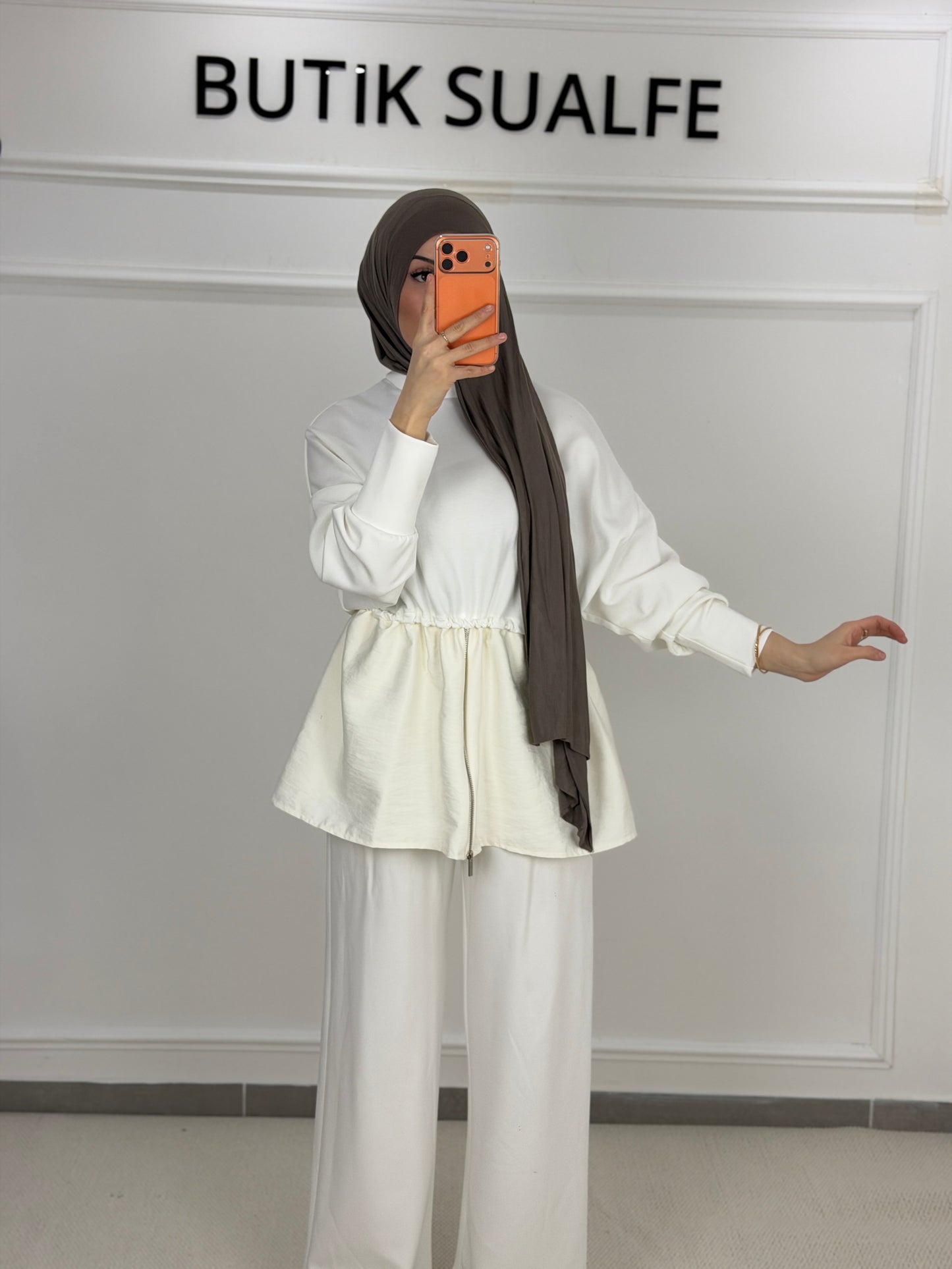 Set Nisa