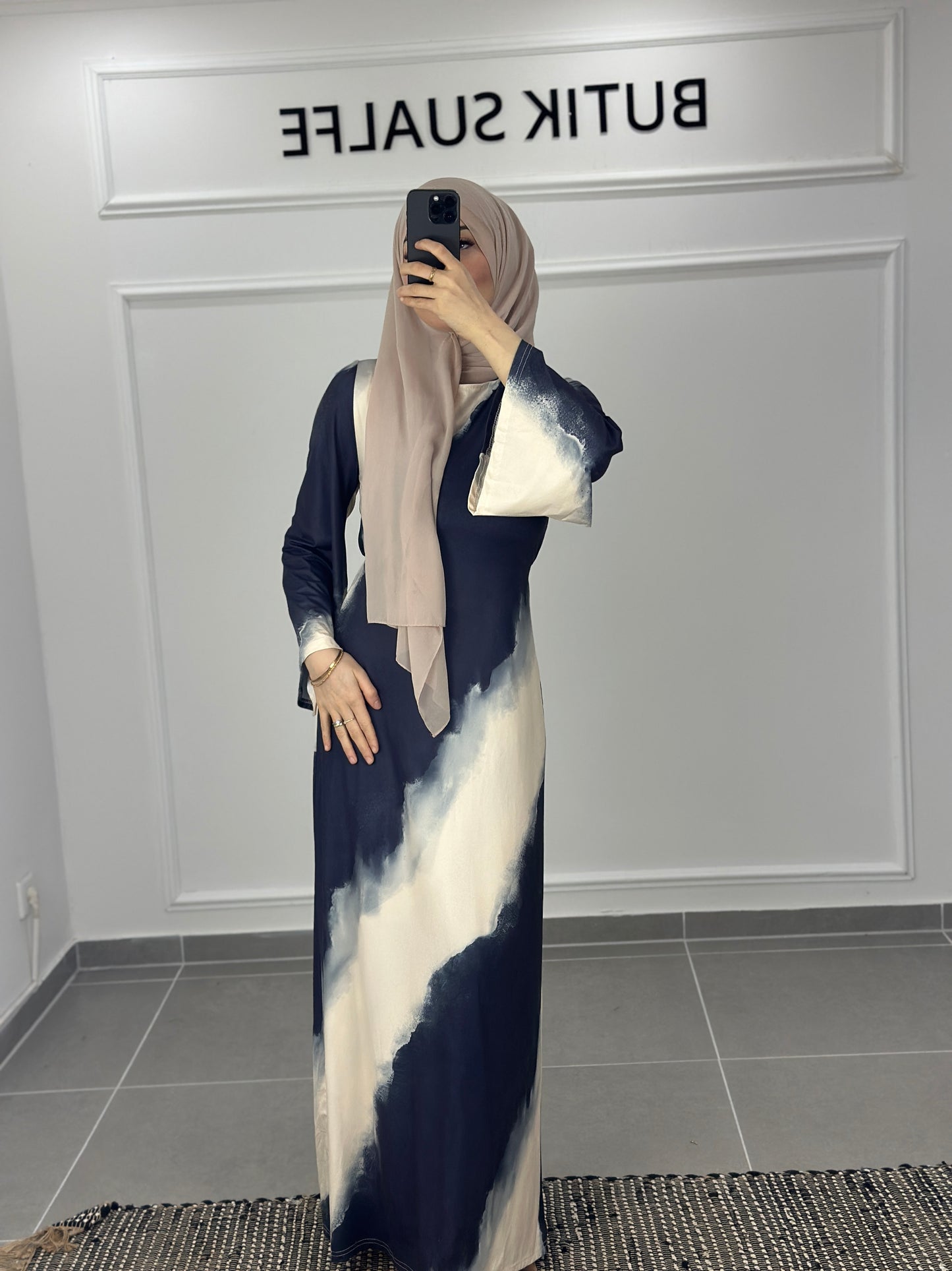 Kleid Hira - grau