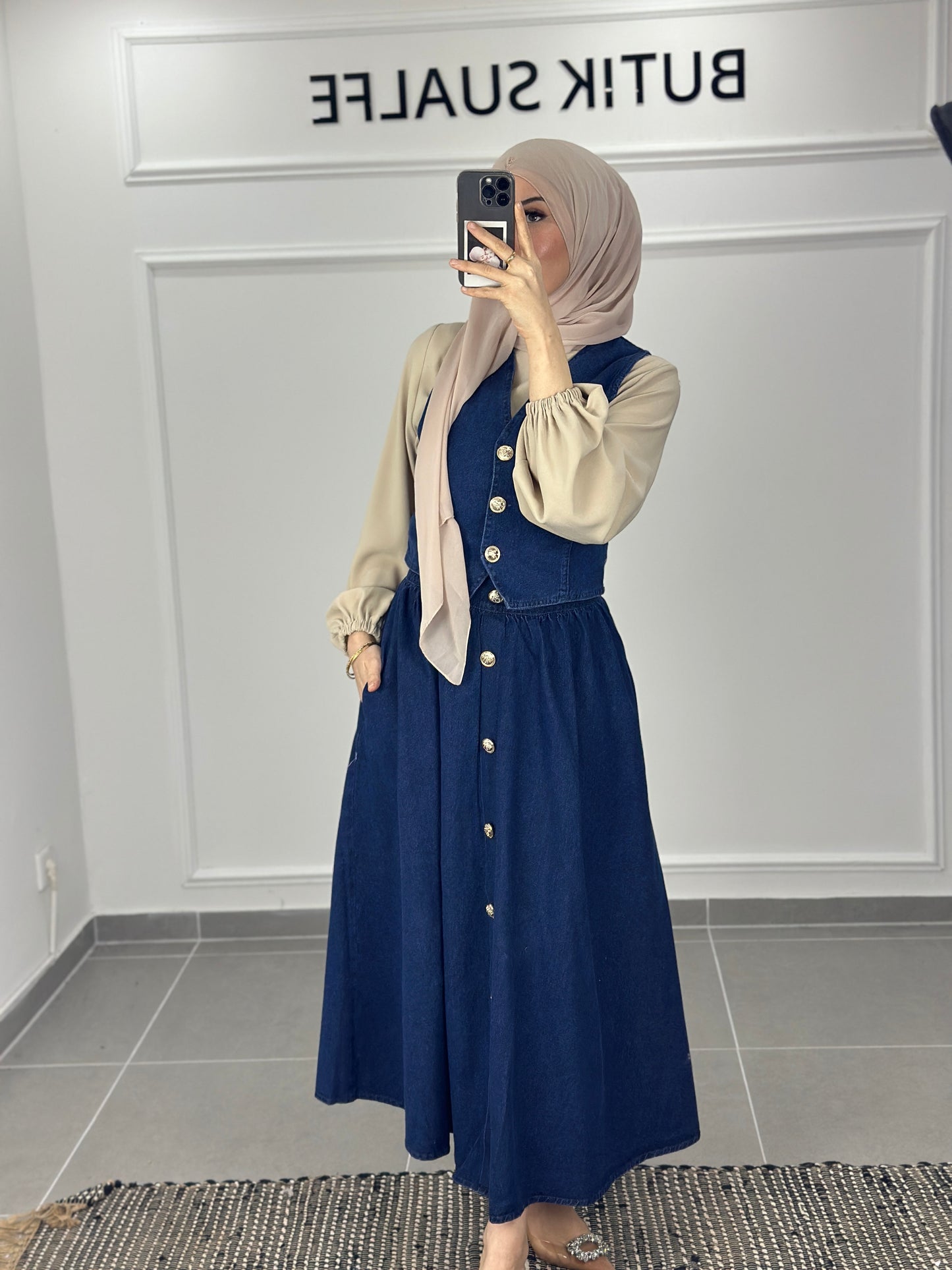 Set Alina